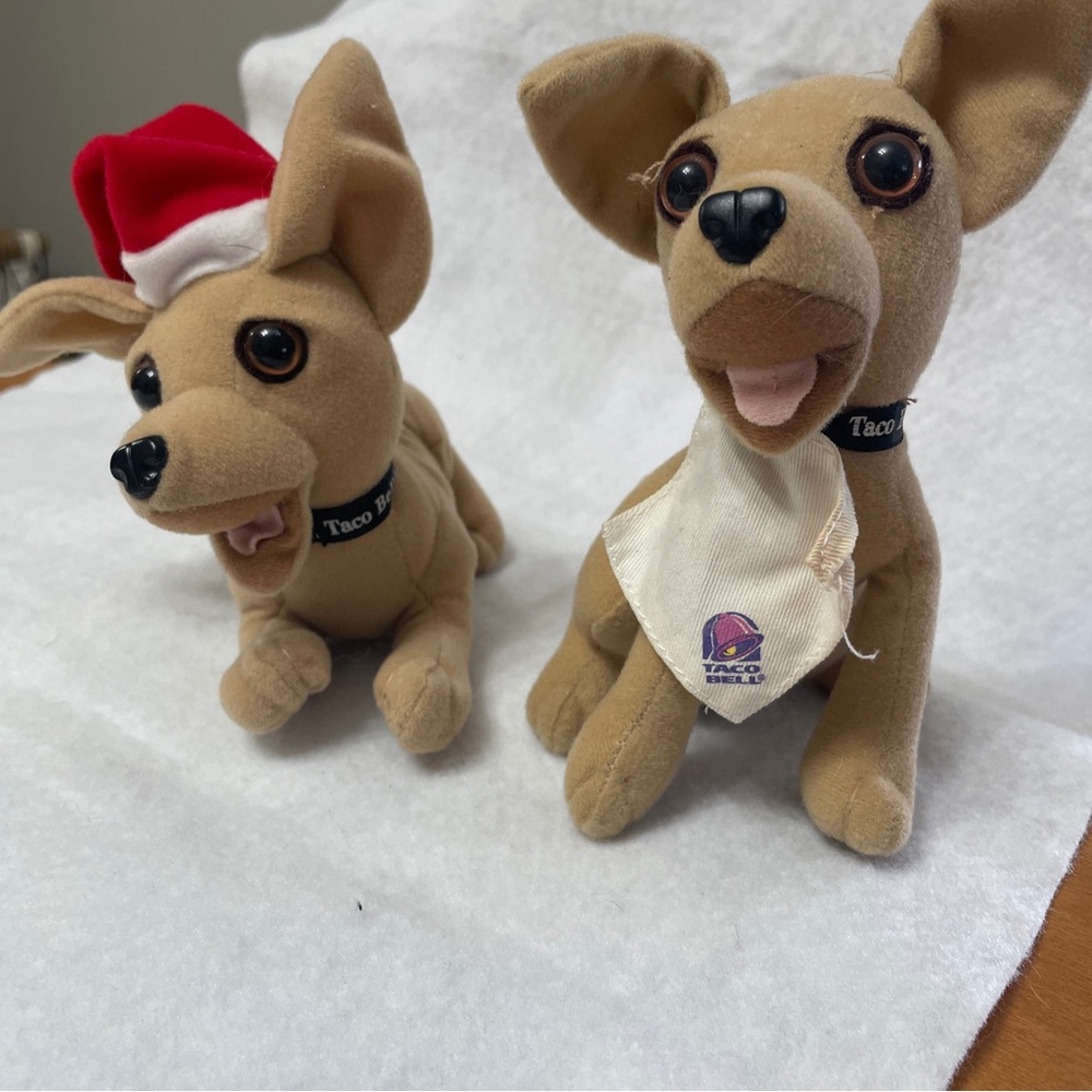 Two Taco Bell talking Chihuahuas. Both work. Vintage